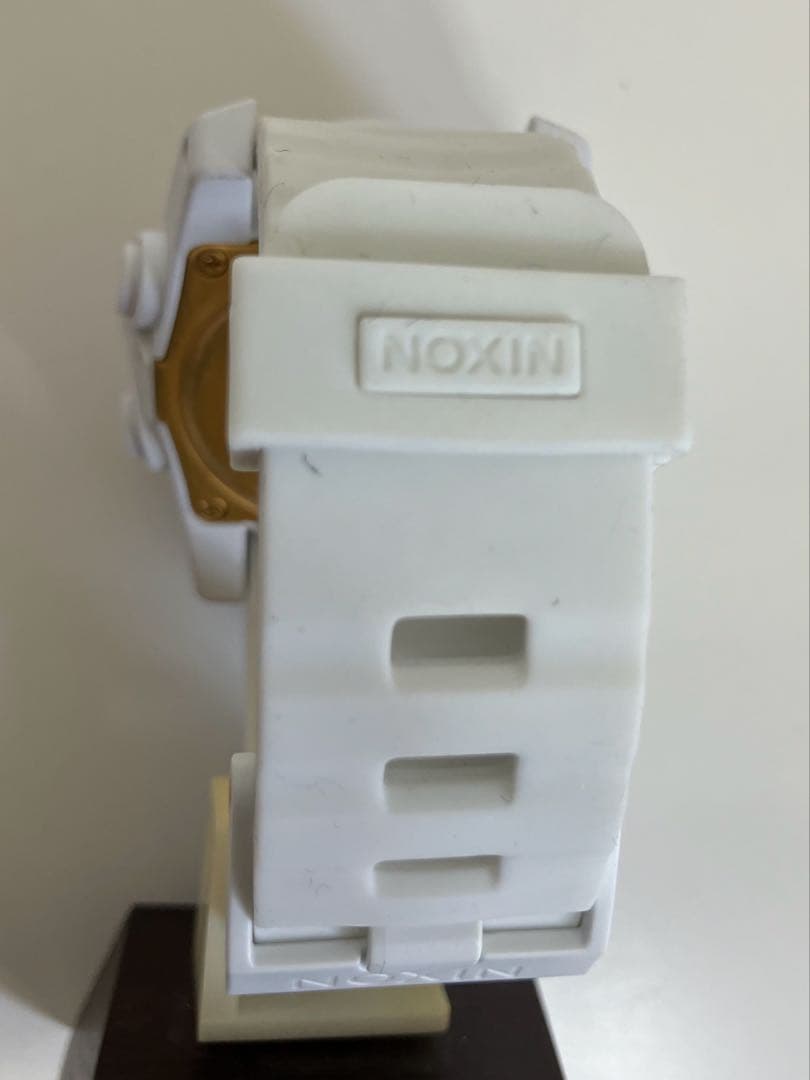 NIXON Digital Unit 40 White Men's Watch — Japanese