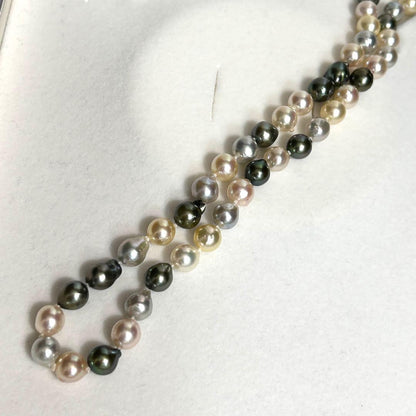 Akoya pearl necklace featuring round 7.0-7.5mm pearls on a 50.5cm strand