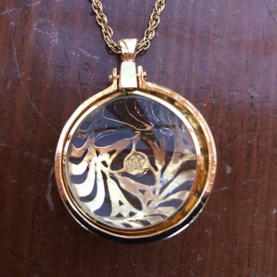 Mikimoto Loupe Necklace with pearl pendant and magnifying glass on a 64 cm chain