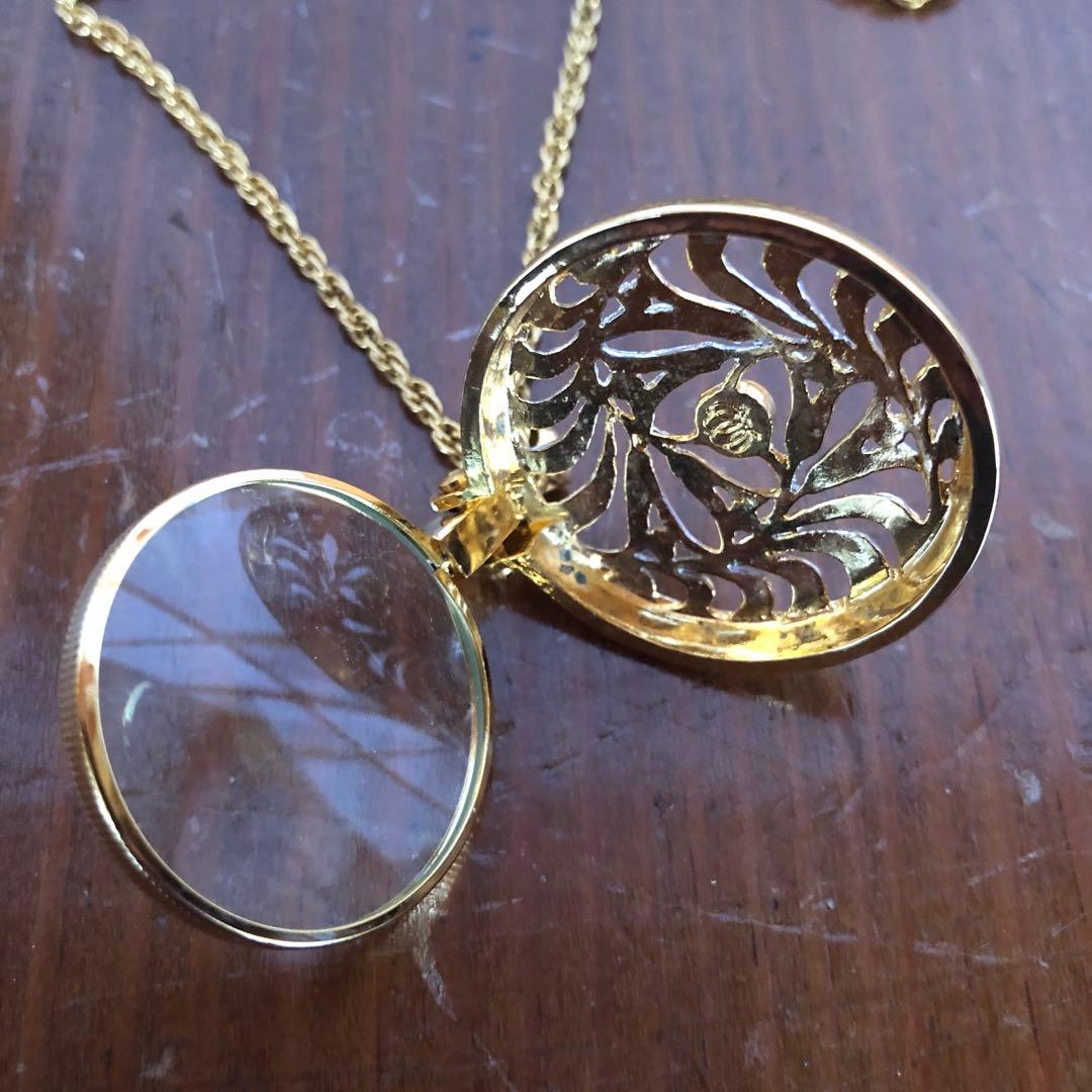 Mikimoto Loupe Necklace with pearl pendant and magnifying glass on a 64 cm chain