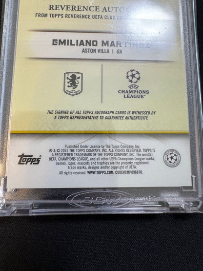 Emiliano Martinez Signed Card — Japanese
