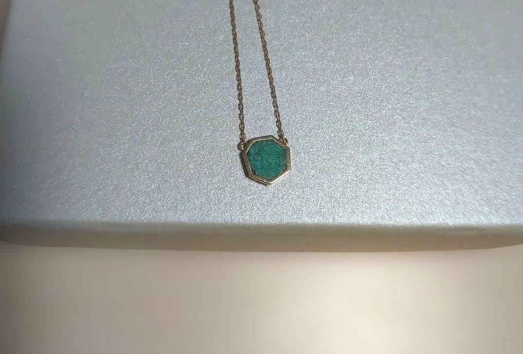 ageteK10 Turquoise Necklace made of 10k yellow gold with turquoise charm and agete brand stamp