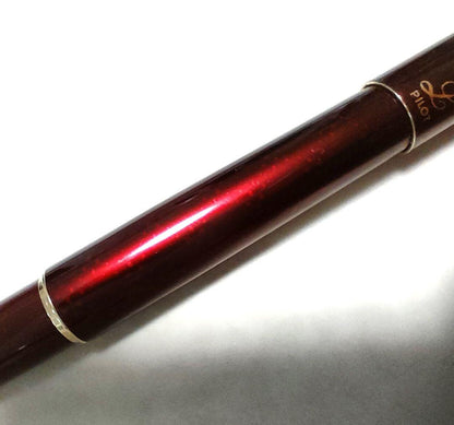 Pilot L model fountain pen in wine red with 14K gold clip and decorations, vintage used condition