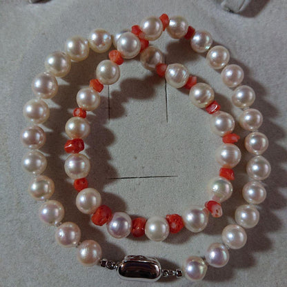 Akoya Pearl and Stone Necklace 62 with white pearls and light pink coral stone chips, 42.5 cm length