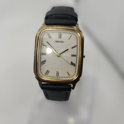 SEIKO Roman Square Vintage Quartz Men's Watch — Japanese