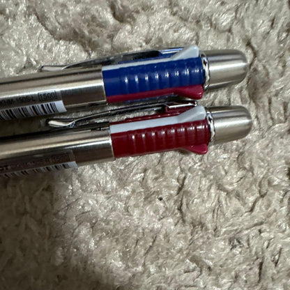 Discontinued Pilot 2+1 Mini LBKHM-150S set with black ballpoint pen and red mechanical pencil