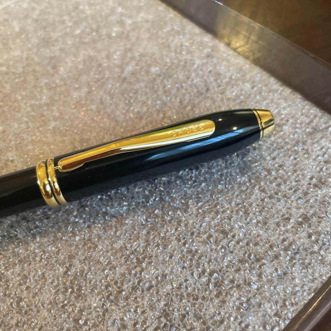 Cross Sample Stored at Home Ballpoint Pen No.60 with black oil-based ink and sleek design