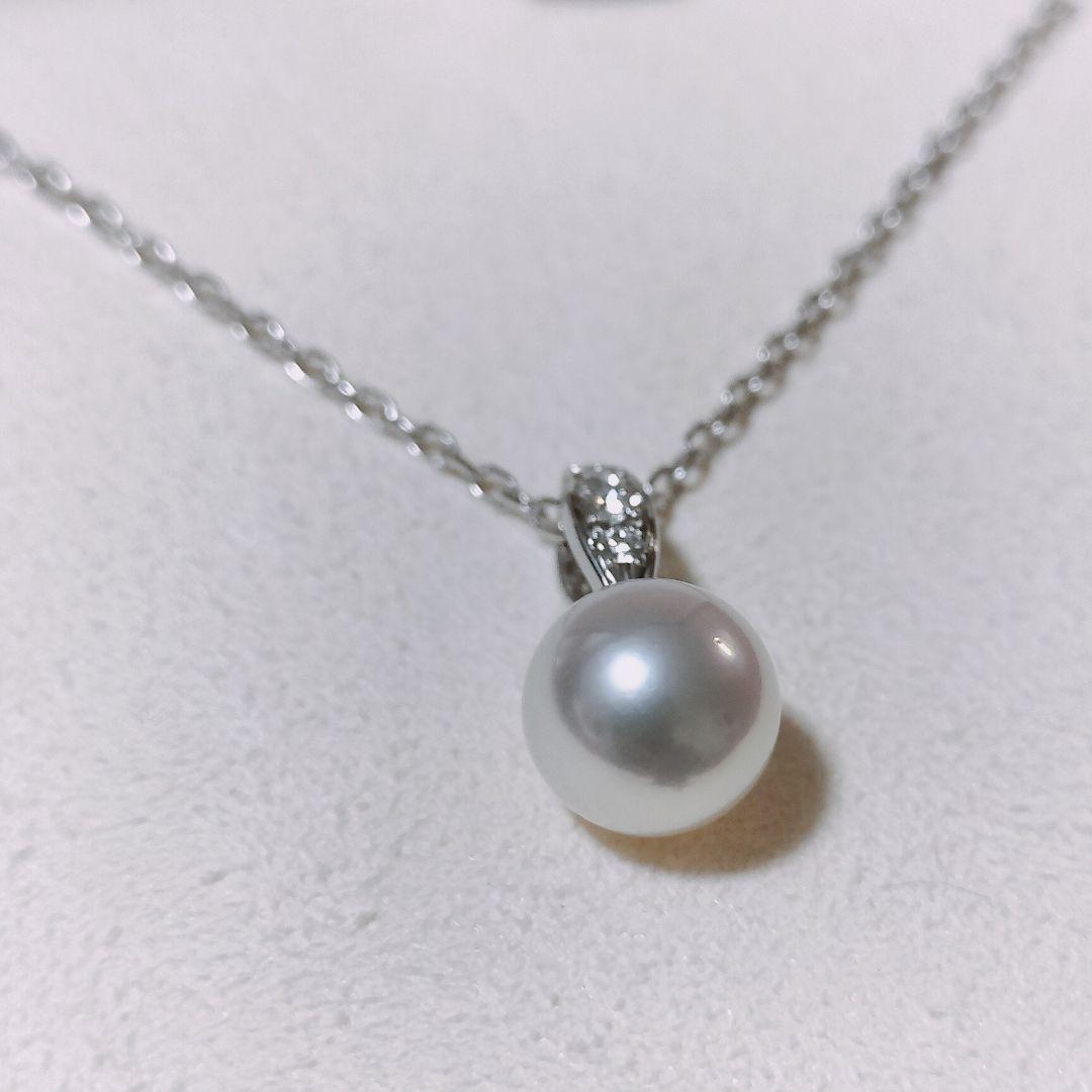 Mikimoto diamond and Akoya pearl necklace in white gold with 7.5mm pearls and clasp marked K18