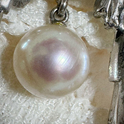 Mikimoto Ayako pearl necklace with silver chain and pearl pendant top