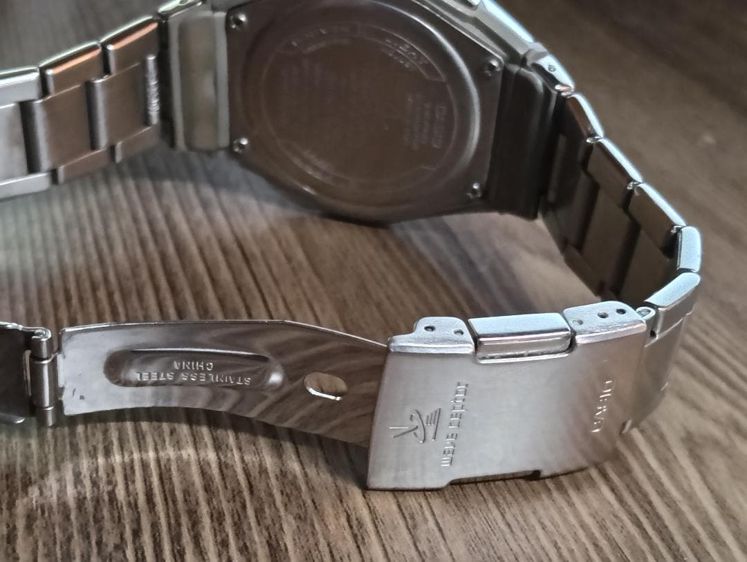 CASIO WVA-M640 Solar Men's Watch — Japanese