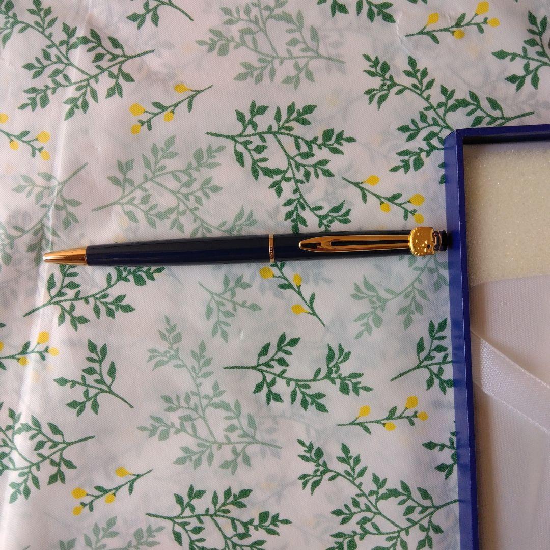 WATERMAN Hello Kitty ballpoint pen in dark blue color with Hello Kitty character design