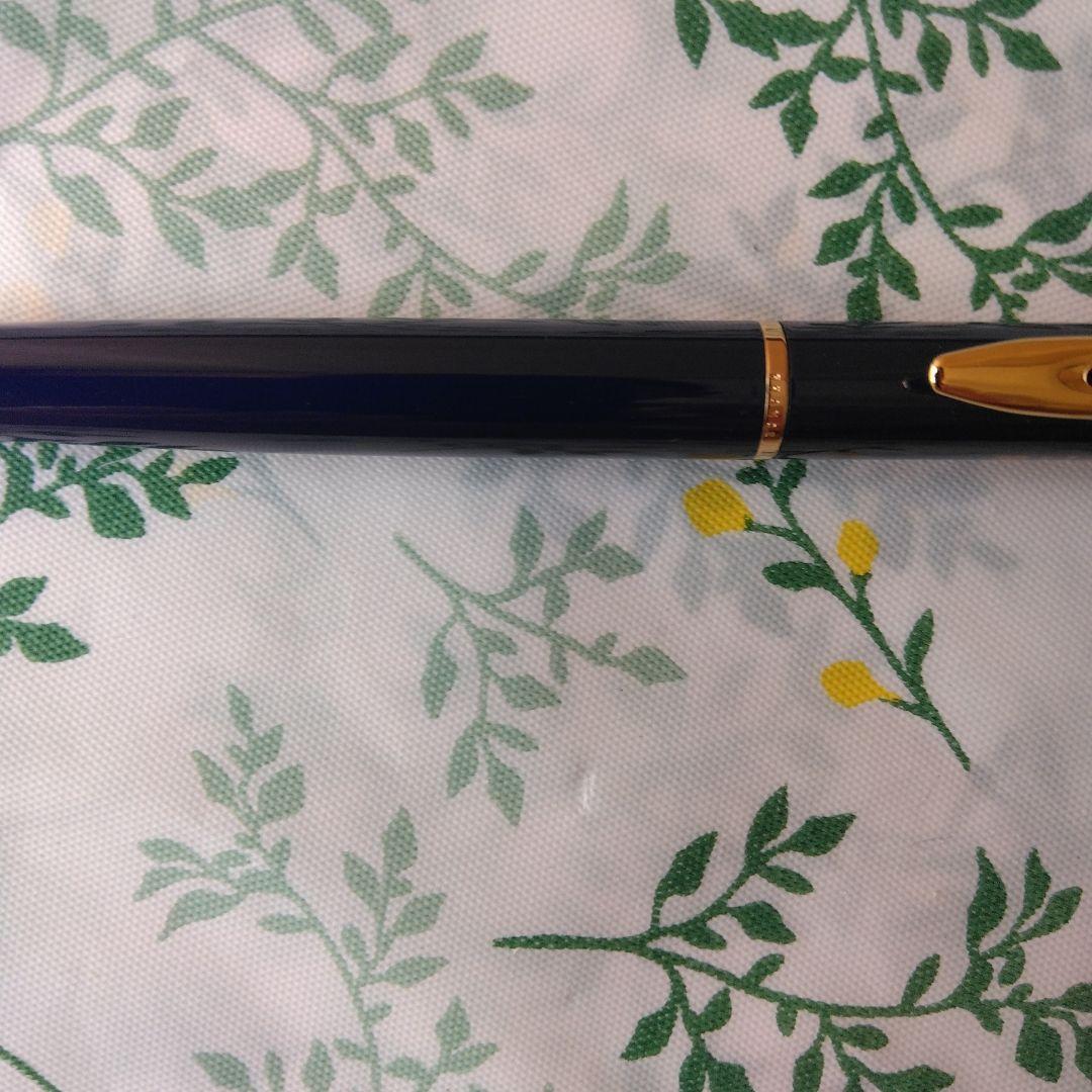 WATERMAN Hello Kitty ballpoint pen in dark blue color with Hello Kitty character design