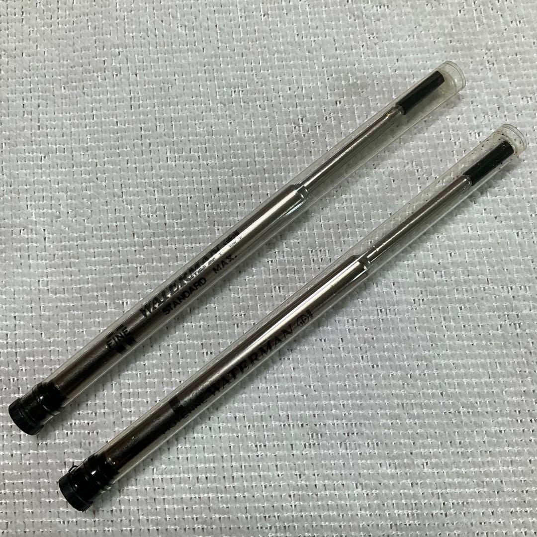 Waterman Metropolitan ballpoint pen in dark green metal with double loop clip and two additional refills
