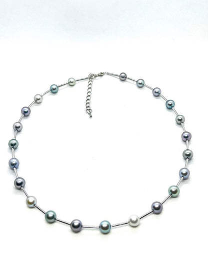 Akoya Pearls multi-color pearl station necklace with 6.5 to 7.4 mm pearls on a 42 to 47 cm chain