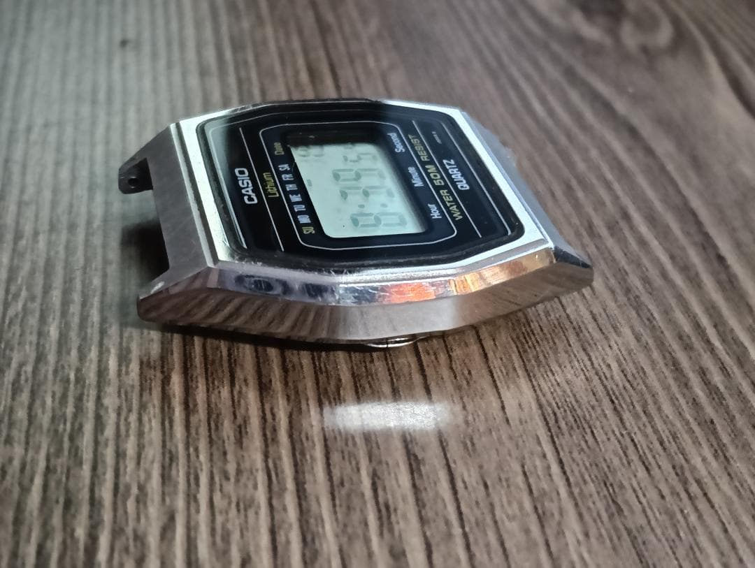 CASIO B818W 155 Digital Men's Watch — Japanese
