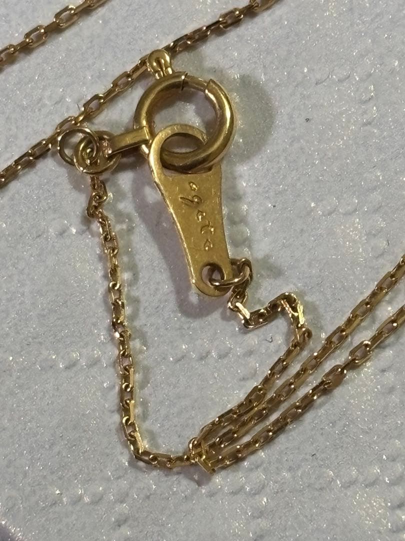aget K18 yellow gold necklace with 0.05ct diamond four-leaf clover pendant on 40cm chain