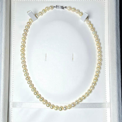 Akoya pearl necklace with round 6.0 to 6.4 mm pearls on a 41.5 cm silver strand
