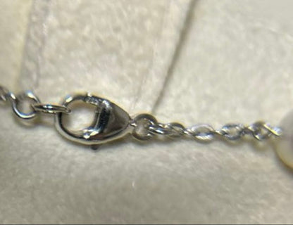 MIKIMOTO K18 white gold necklace with 22 pearls, 6mm each, total length 41cm