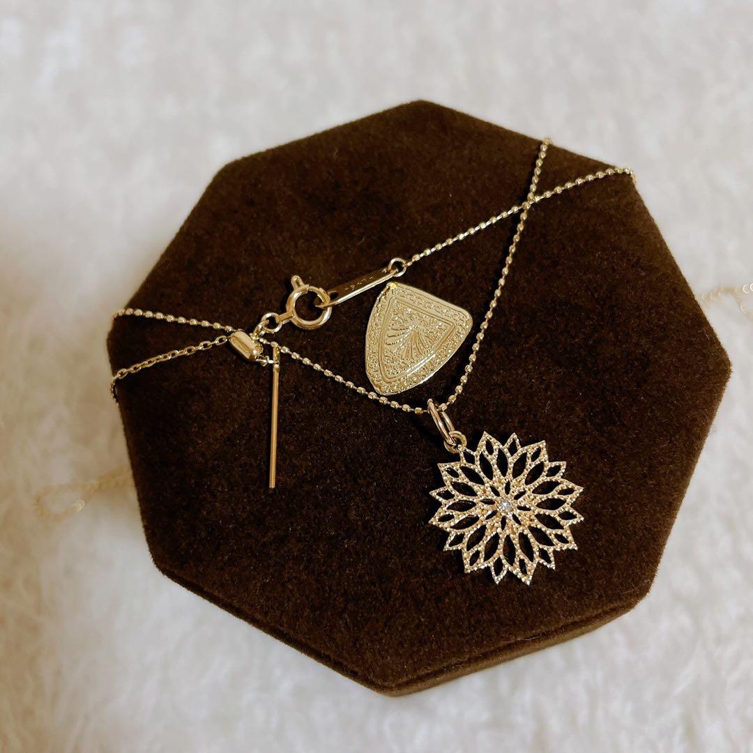 Agete K10 hollow gold necklace with flower motif and adjustable ball-slider clasp