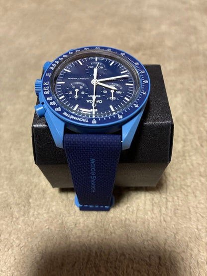 swatch Moon Swatch + Genuine Strap Quartz Men's — Japanese