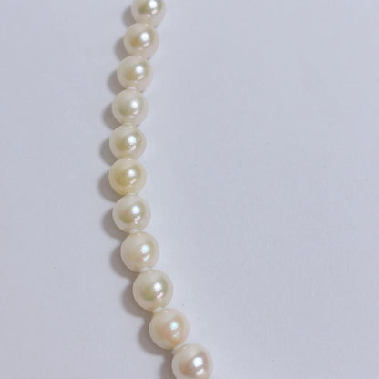 Akoya pearl necklace with 6.5-7.0mm pearls and silver clasp 43cm length