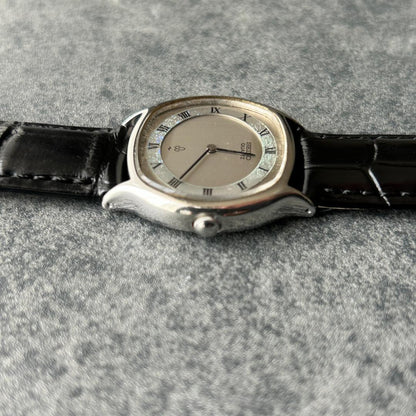 SEIKO 70sSEIKO Roman Silver Quartz Men's Watch — Japanese
