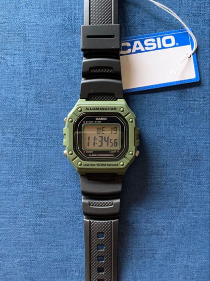 CASIO GD-100 Quartz Men's Watch — Japanese