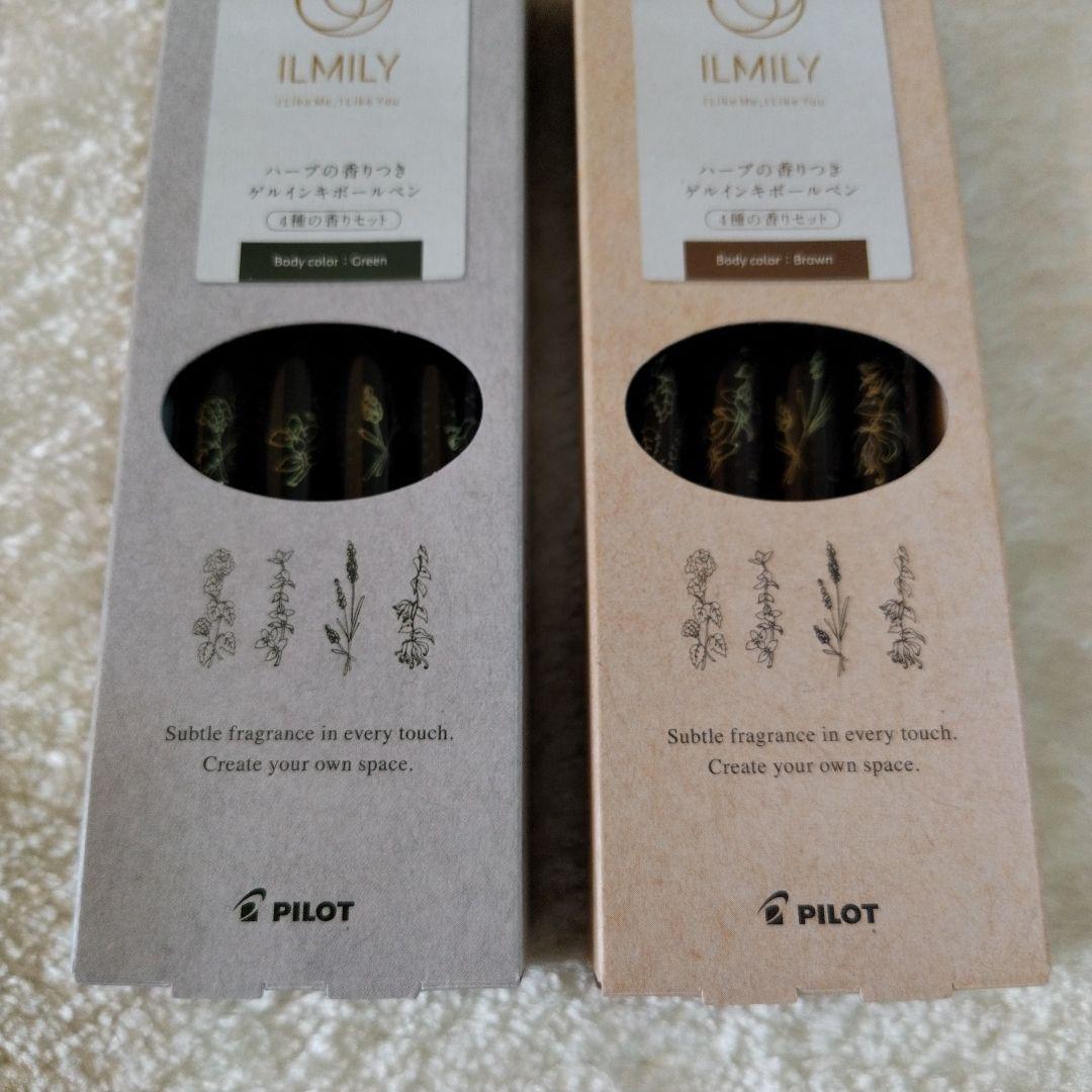 Two boxes of PILOT ILMILY herb scented ballpoint pens with used condition and slight packaging dents