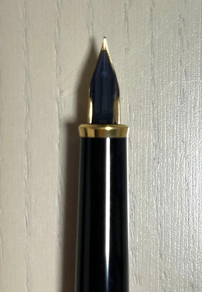 PILOT Cartridge Fountain Pen model H984 with 14k585 fine tip, unused condition