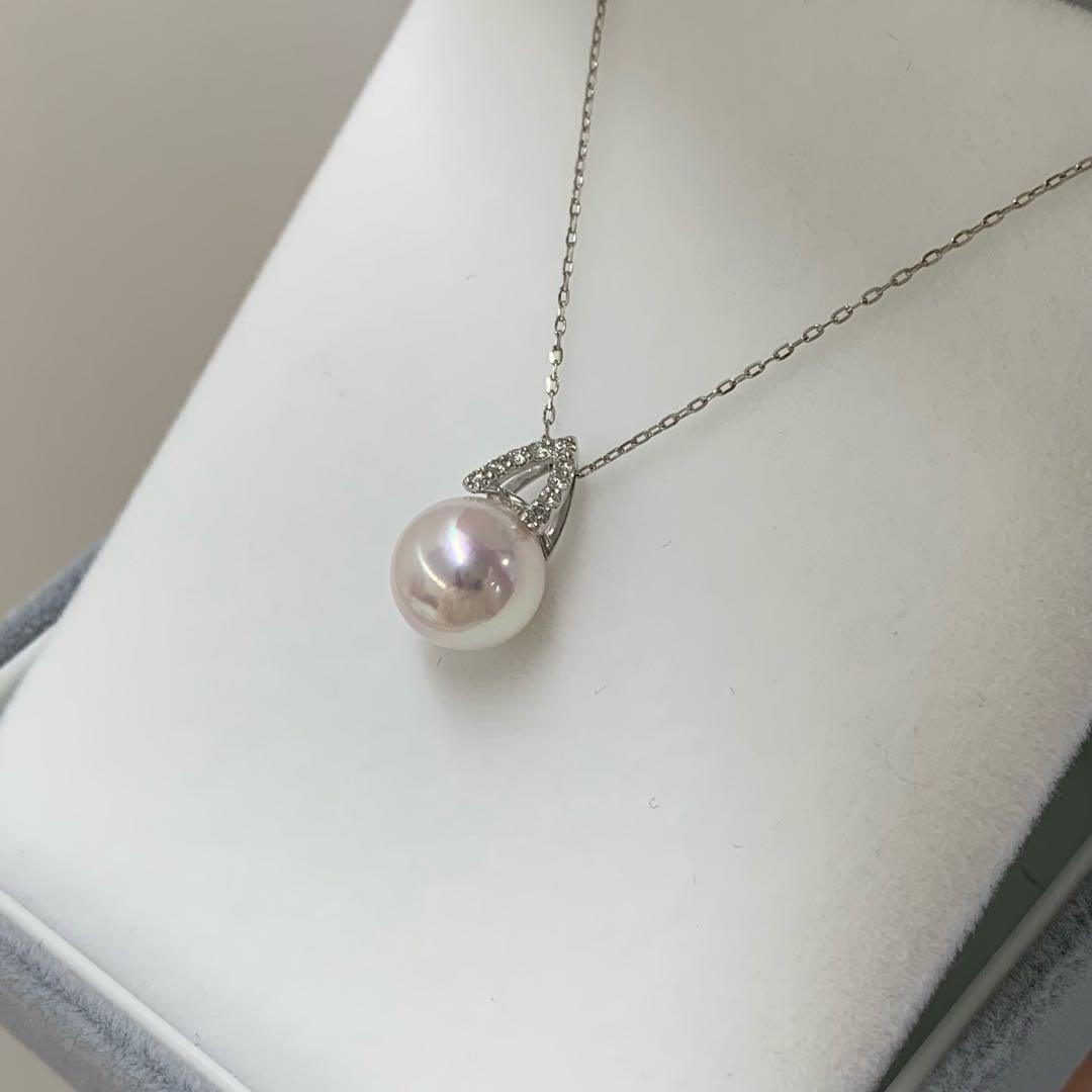 Akoya pearl necklace with 8-8.5mm pearls, 0.05ct diamond, and a 45cm platinum adjustable chain
