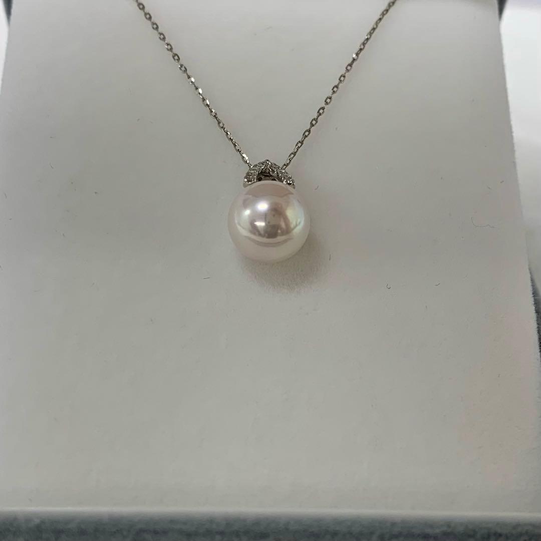 Akoya pearl necklace with 8-8.5mm pearls, 0.05ct diamond, and a 45cm platinum adjustable chain