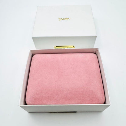 TASAKI Pearl Pendant Necklace in silver with white pearl on a 40cm chain displayed with box
