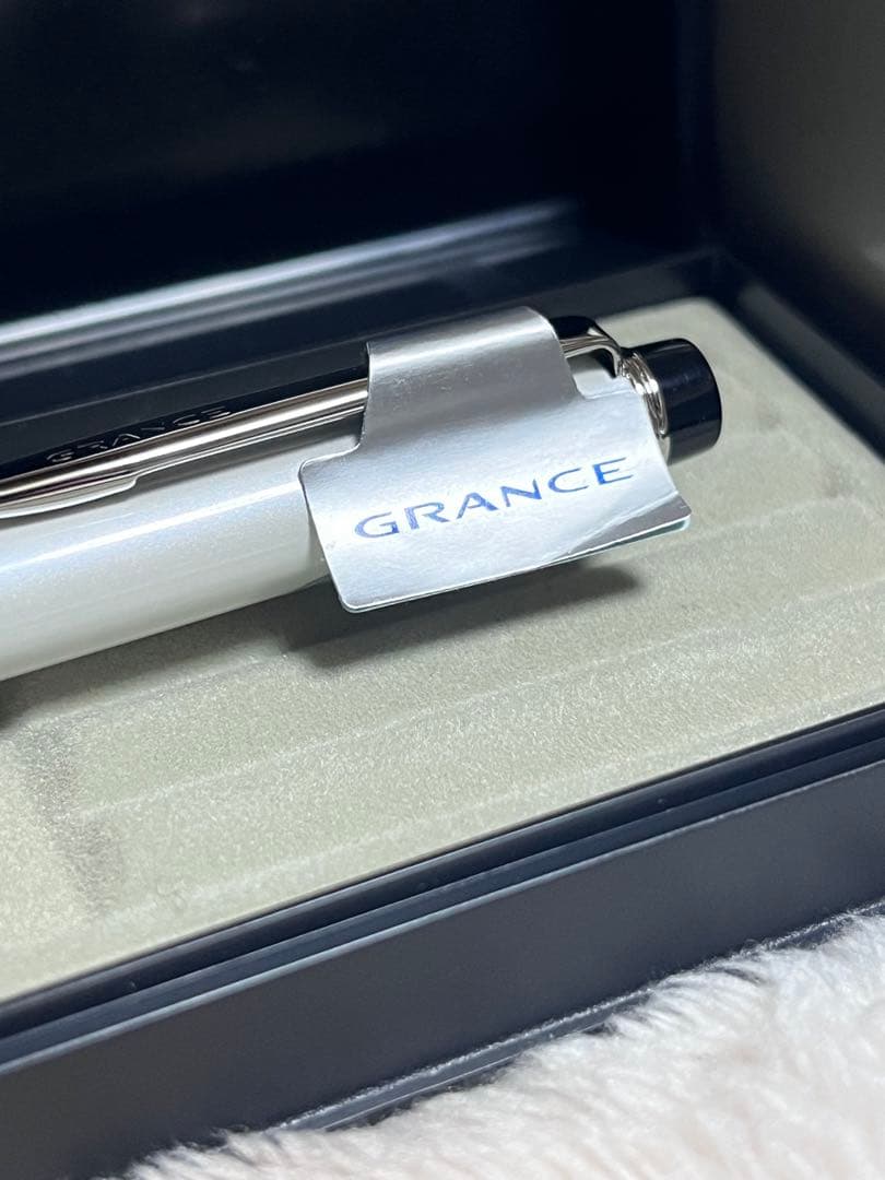 Pilot Granse Susuran 0.5mm mechanical pencil with brass barrel and tip chuck type cap slide design