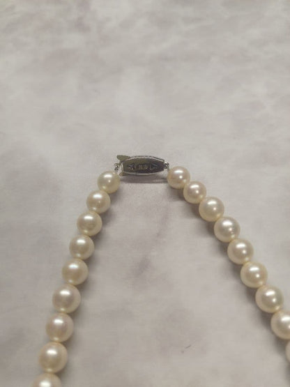 TASAKI pearl necklace featuring 7.5mm pearls on a 38cm length strand