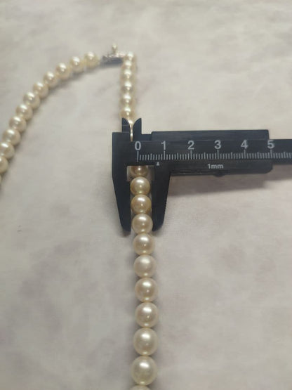 TASAKI pearl necklace featuring 7.5mm pearls on a 38cm length strand