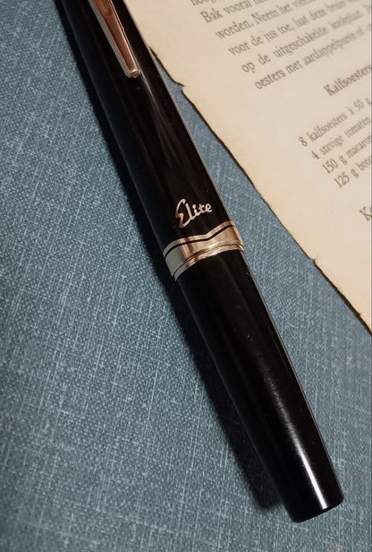 Pilot Elite 18K fountain pen short model H1273 with 18K750 tip and 11.9cm length