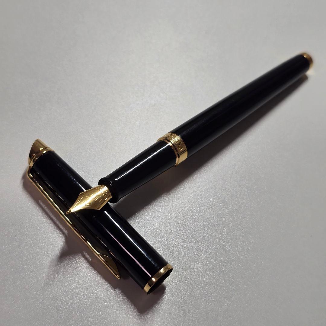 Waterman Fountain Pen in black body with gold color accents and gold nib