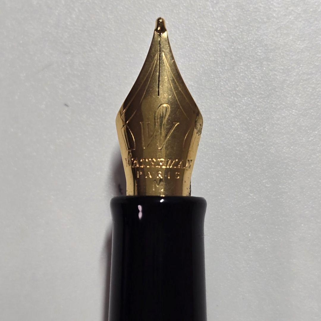 Waterman Fountain Pen in black body with gold color accents and gold nib