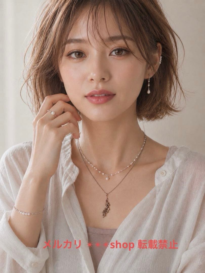 Kuro Feather Motif Silver Necklace with faded finish, total length 45 cm