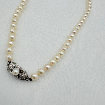 Mikimoto Akoya Pearl Necklace with 5.6mm round pearls and 39cm length