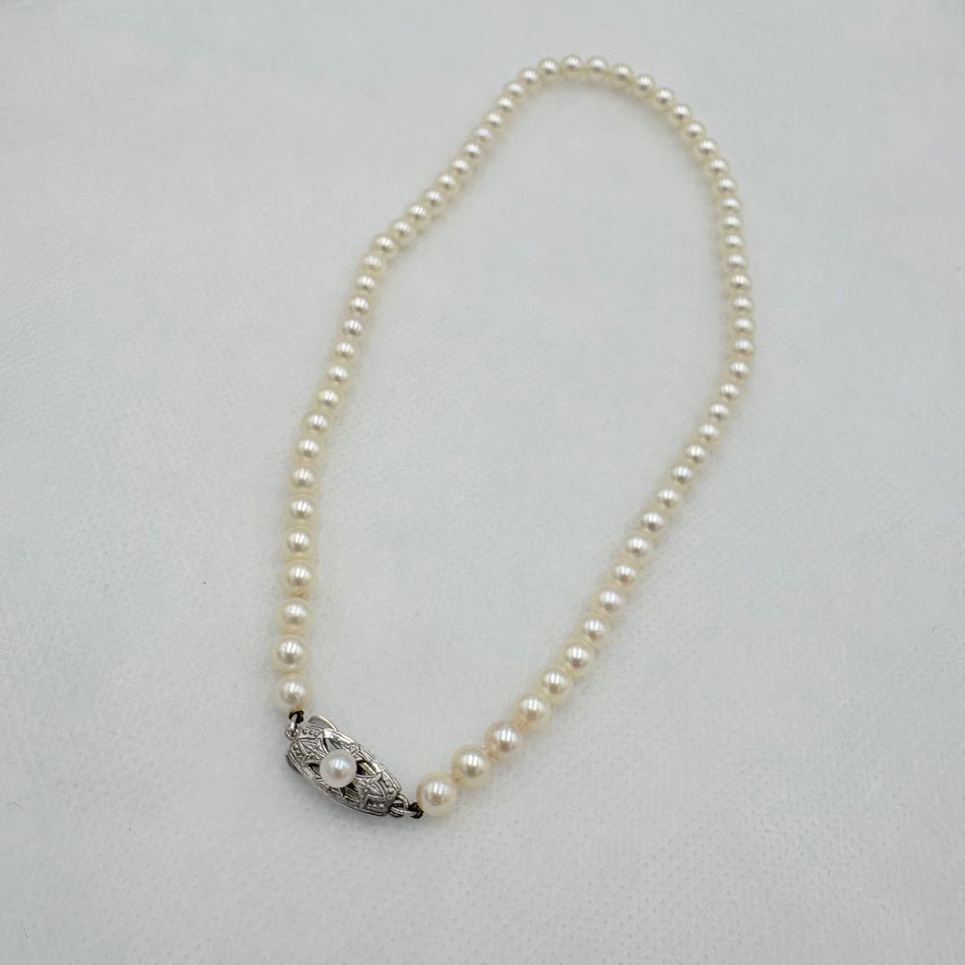 Mikimoto Akoya Pearl Necklace with 5.6mm round pearls and 39cm length