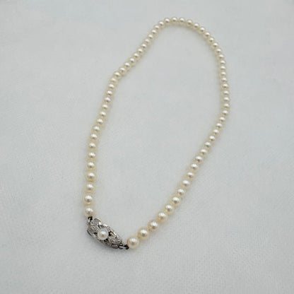 Mikimoto Akoya Pearl Necklace with 5.6mm round pearls and 39cm length