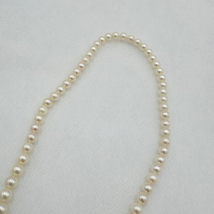 Mikimoto Akoya Pearl Necklace with 5.6mm round pearls and 39cm length