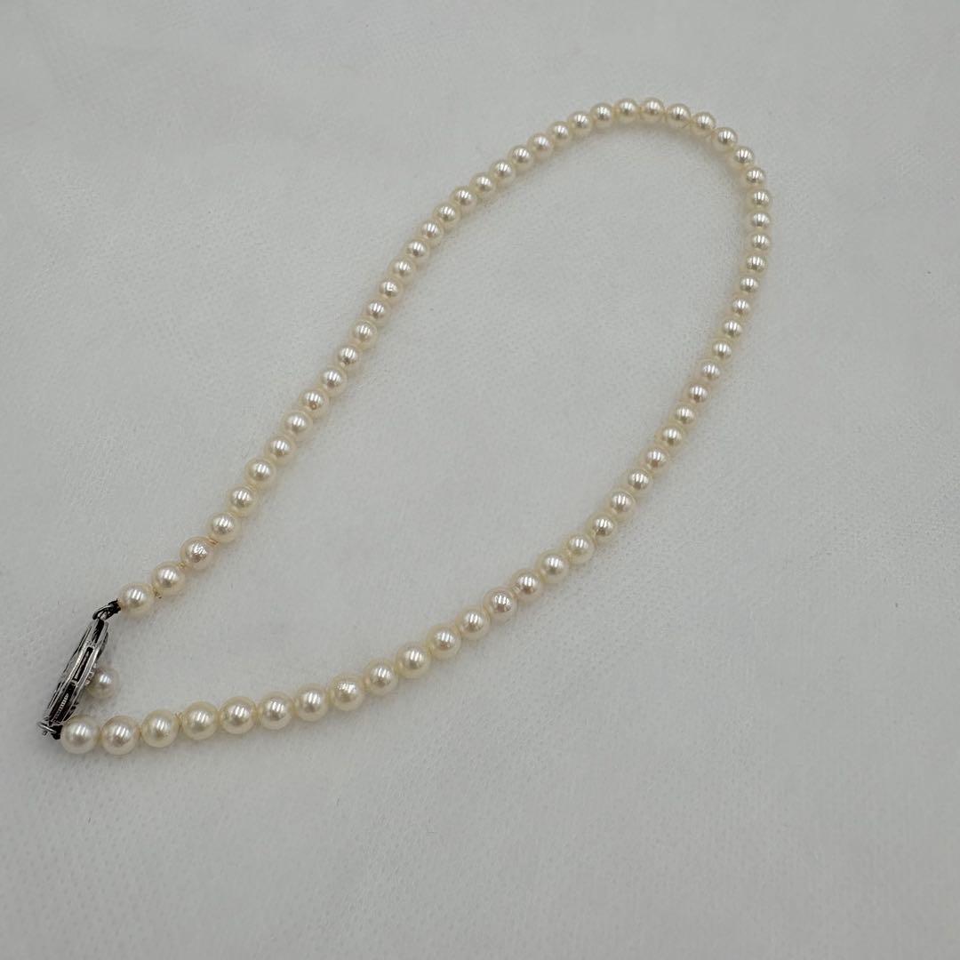 Mikimoto Akoya Pearl Necklace with 5.6mm round pearls and 39cm length