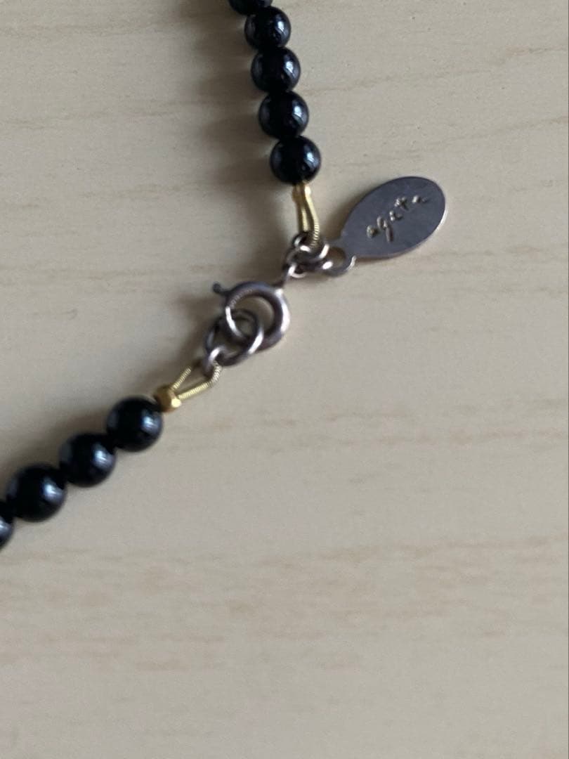 Agaat Onyx Necklace in silver with 40 cm chain and 4 mm black onyx beads