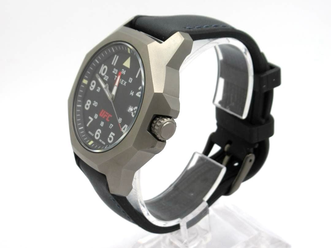 TIMEX TW2V85700 Quartz Men's Watch — Japanese