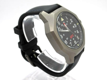 TIMEX TW2V85700 Quartz Men's Watch — Japanese