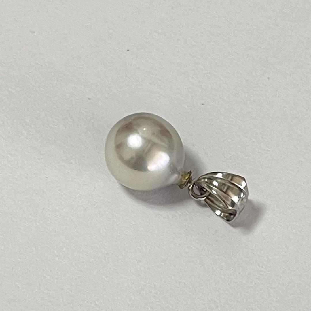 Akoya pearl natural pendant top with 8.0-8.5 mm pearl and silver Viking bight