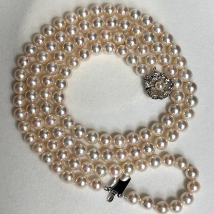 2-strand Akoya pearl necklace with 7mm pearls and silver clasp, 43.5cm length