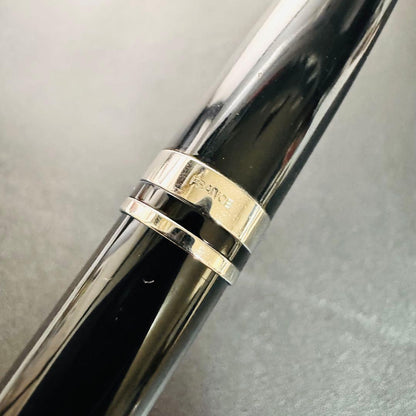 Waterman Expert Essential Black fountain pen with silver stainless steel accents and fine point nib